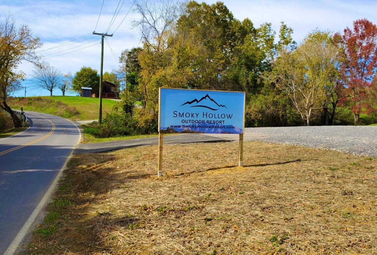 Smoky Hollow Outdoor Resort Covered Wagon Sevierville Eksteriør bilde